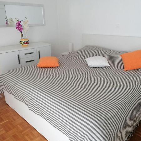 Apartman Petra Пула Екстериор снимка