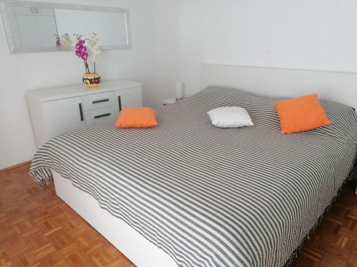 Apartman Petra Пула Екстериор снимка
