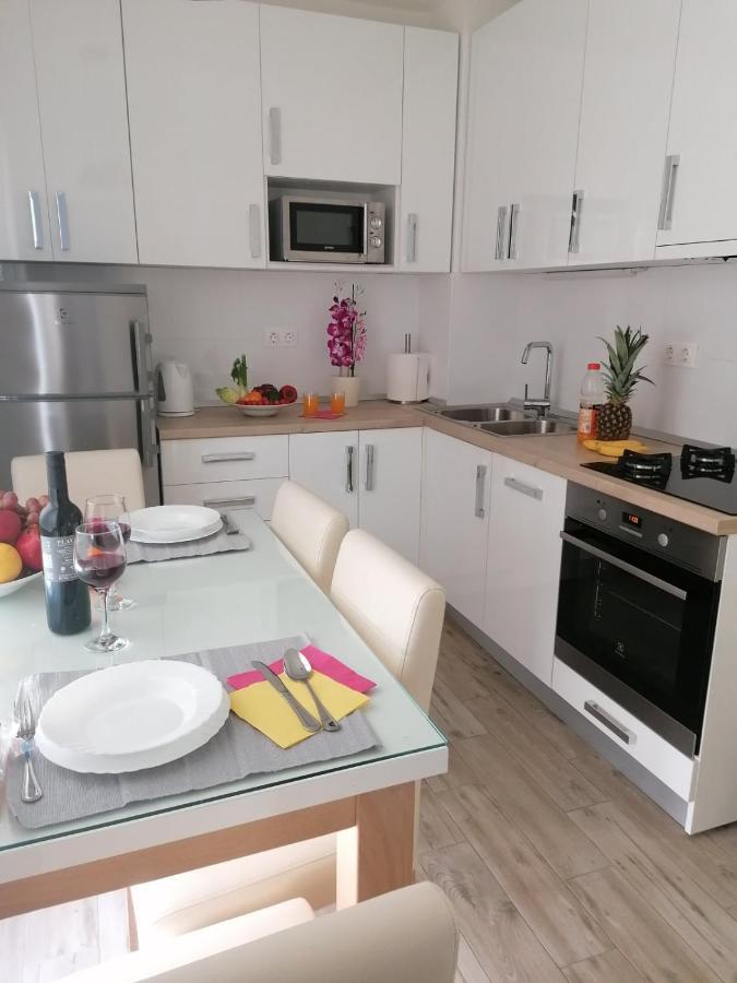 Apartman Petra Пула Екстериор снимка